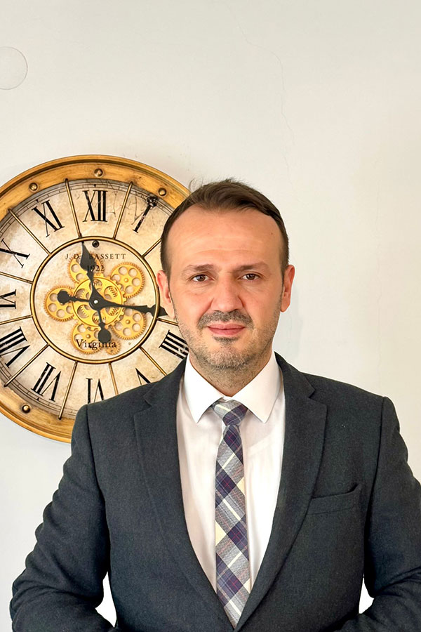 kare-fuar-izmir-kongre-sergi-etkinlik-organizasyon-ekibimiz-akin-aktas-1